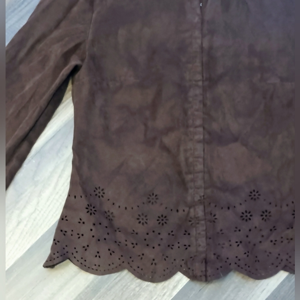 𝗬𝟮𝗞 𝑻𝒉𝒆 𝑳𝒊𝒎𝒊𝒕𝒆𝒅 𝑭𝒂𝒖𝒙 𝑺𝒖𝒆𝒅𝒆 𝑩𝒆𝒍𝒍 𝑱𝒂𝒄𝒌𝒆𝒕 - Picture 2 of 12